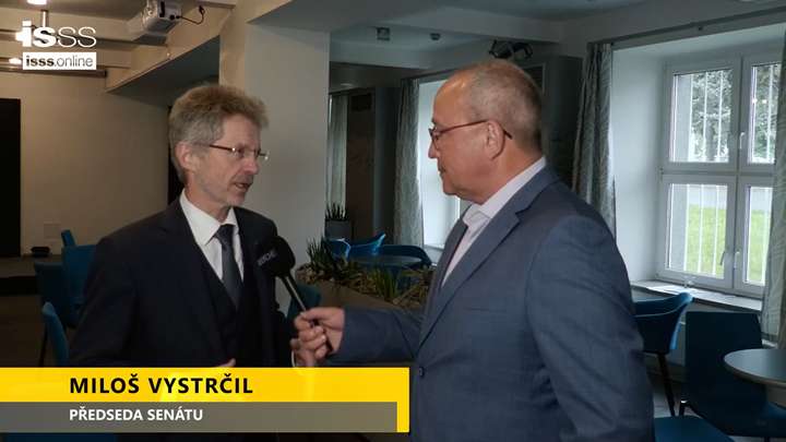 Rozhovor s Milošem Vystrčilem, předsedou Senátu